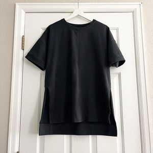 LULULEMON Black T Shirt Size M-L